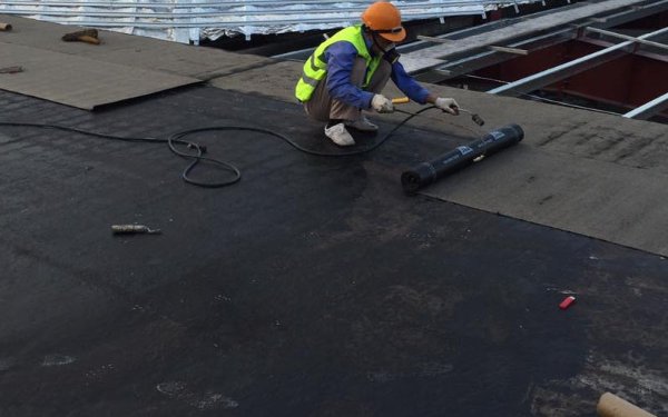 Xử lý nứt sàn mái, khò màng chống thấm tại Liễu Giai, Ba Đình