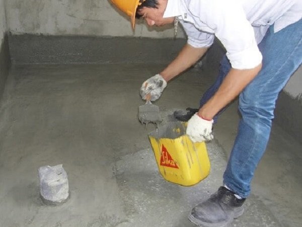 Quy trình quét Sika chống thấm nhà vệ sinh tại phố Thái Hà