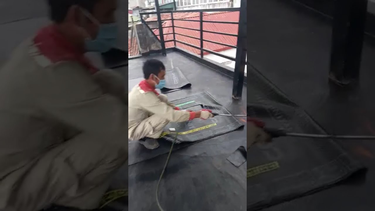 Thi công chống thấm dột sân thượng bằng màng khò nóng tại khu vực Hà Đông