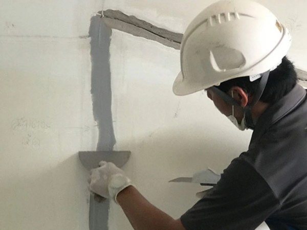 Kỹ thuật đục rãnh chữ V và trám khe nứt tường ngoài trời