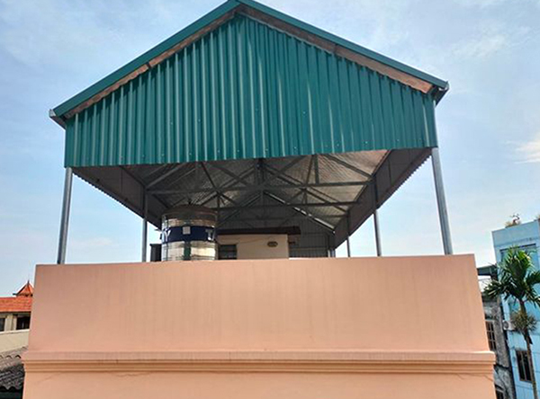Lợp mái tôn chống thấm sân thượng