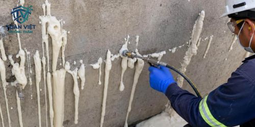 Ứng dụng công nghệ keo Epoxy chống thấm ngược tường giáp ranh