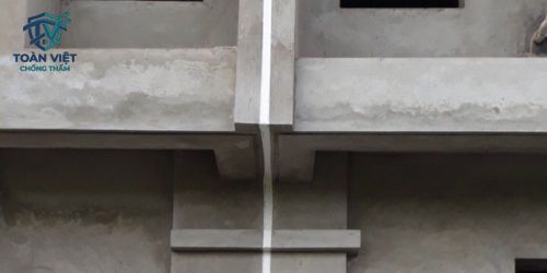 Cách dùng vật liệu đàn hồi xử lý khe lún nhà liền kề