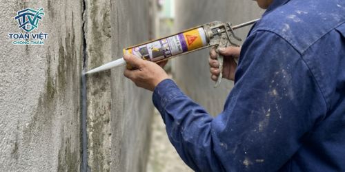 Cách dùng Sika xử lý khe lún tiếp giáp không nứt lại